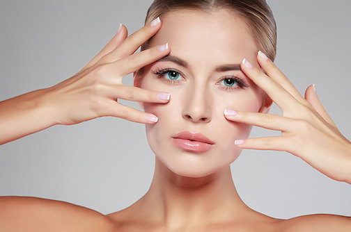 Процедуры омоложения кожи вокруг глаз